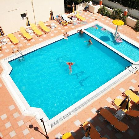 Ideal Hotel Kokkini Hani Exterior photo
