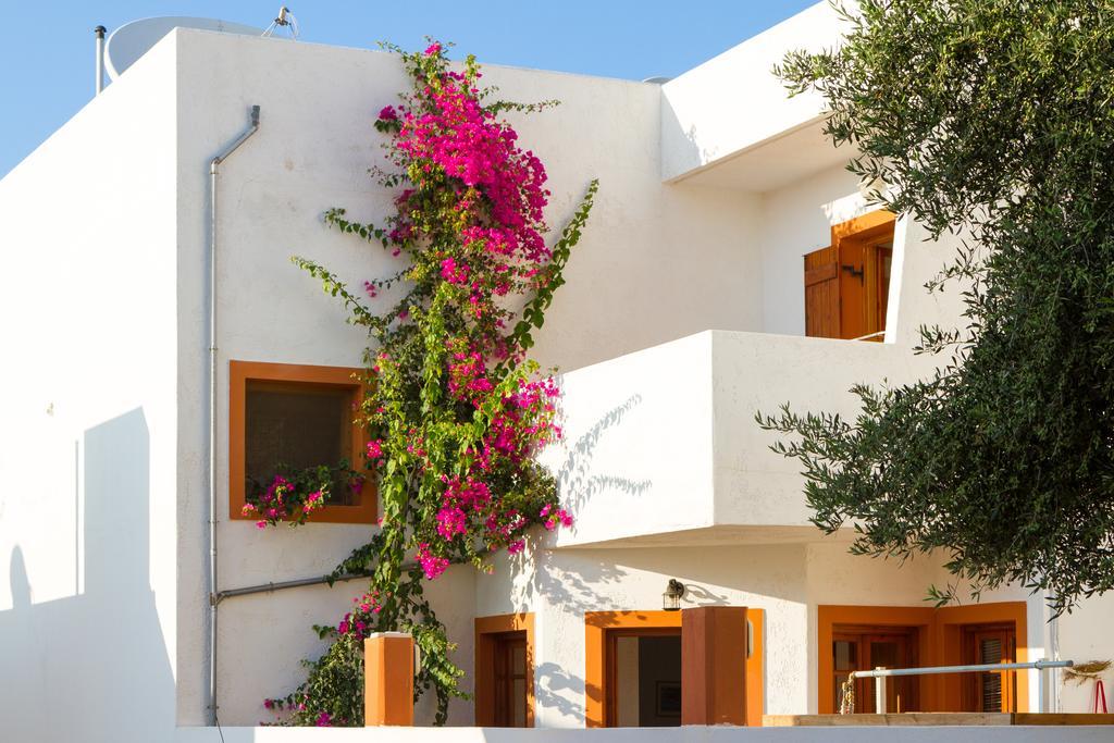Ideal Hotel Kokkini Hani Exterior photo